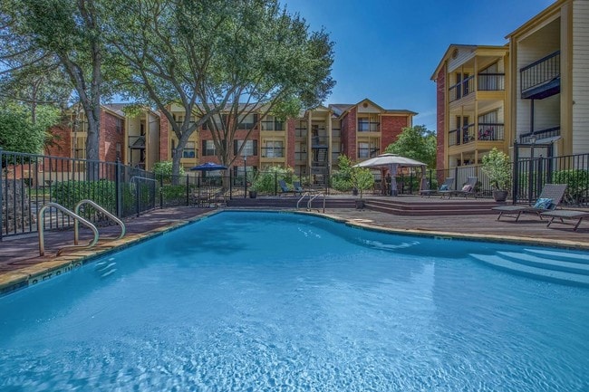 Building Photo - Riverwalk Apartment Homes