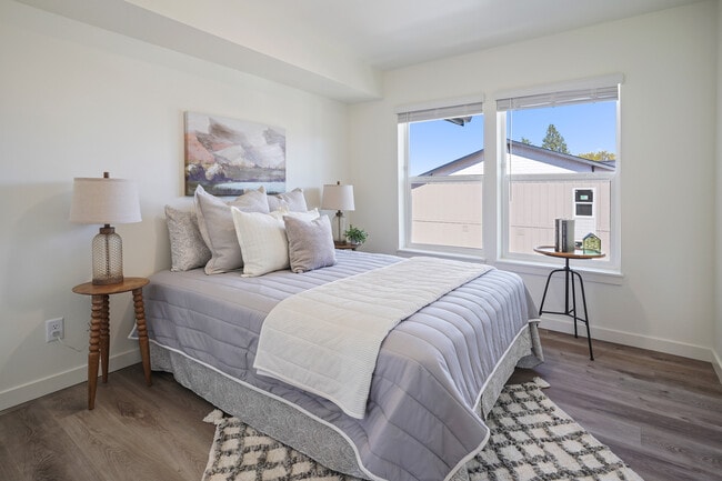 Edgewater Apartments