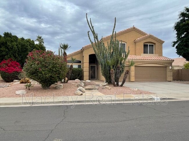 Photo - 7140 E Medina Ave