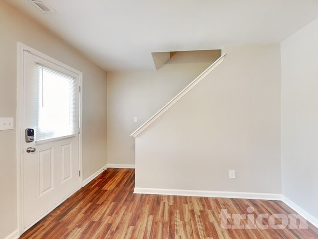 Photo - 12437 Stumptown Rd