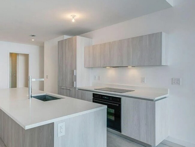 Photo - 480 NE 31st Unit 1102