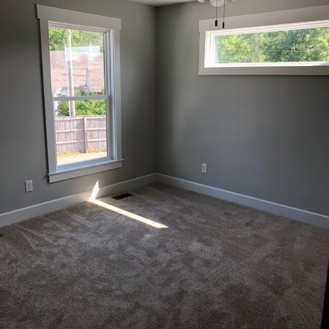Photo - 3 STORY 2BD 2.5 BA APARTMENT WITH UPSTAIRS LOFT THAT OPENS TO BALCONY