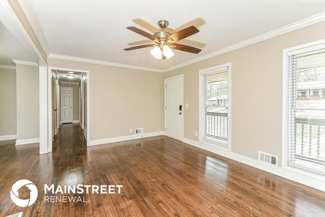 Photo - 3633 Telstar Dr