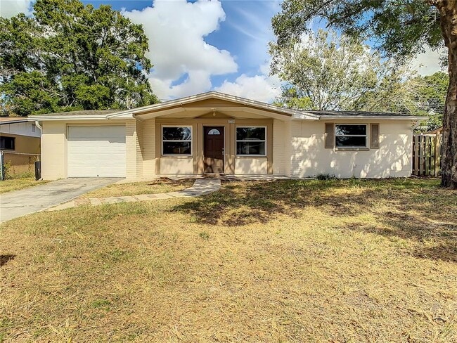 Building Photo - 5319 Drift Tide Dr