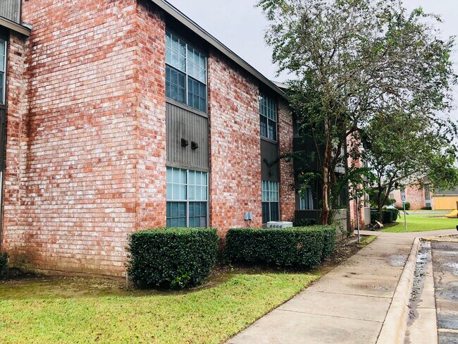 River Bend Apartments