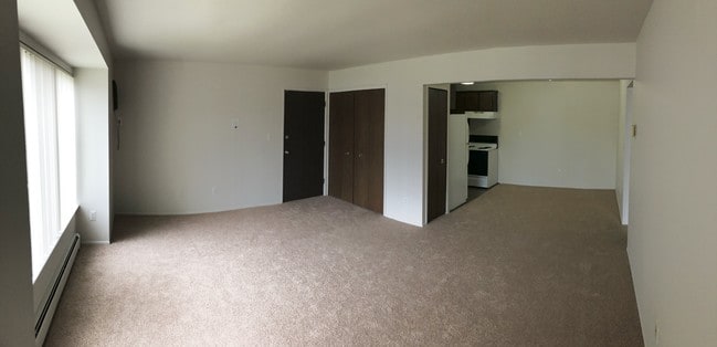 Living Room/Nook - Stephan Manor