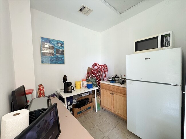 Photo - 12317 Bellaire Blvd Unit 200