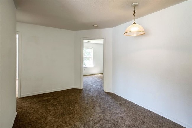 Separate dining area - Stonecreek