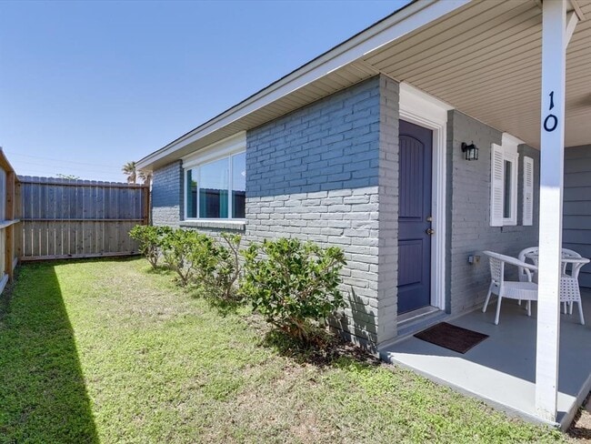 Photo - 10 Windsor Ct