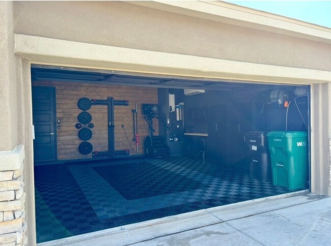 Photo - 4256 Crowned Eagle Loop NE