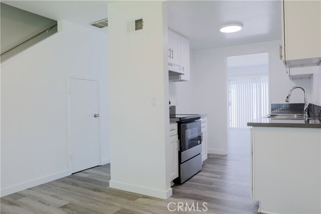 Photo - 2709 S Baker St