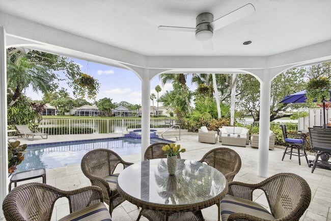 Photo - 108 Eagleton Ln
