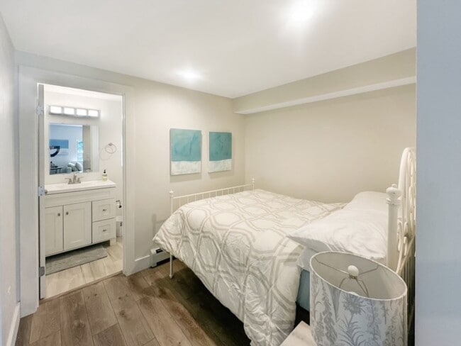 Photo - Studio Apartment on Wellington in Breck!  Utilities included.  Year Lease