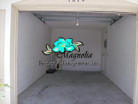 Photo - 1070 Martin Blvd