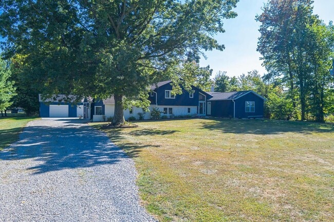 Photo - 11850 Beacom Rd