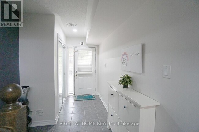 Photo - 15 Magdalene Cres