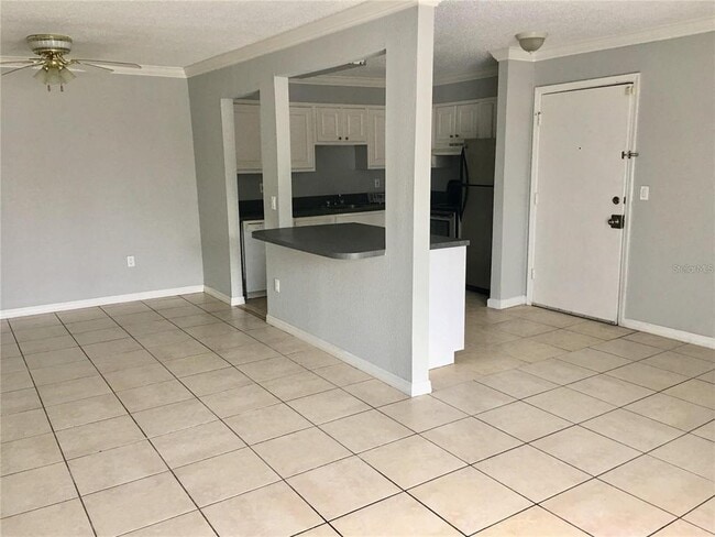 Photo - 550 Flemming Way Unit 200
