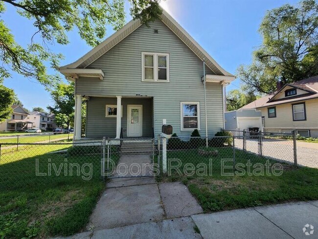 Building Photo - 1301 Washington St Rental