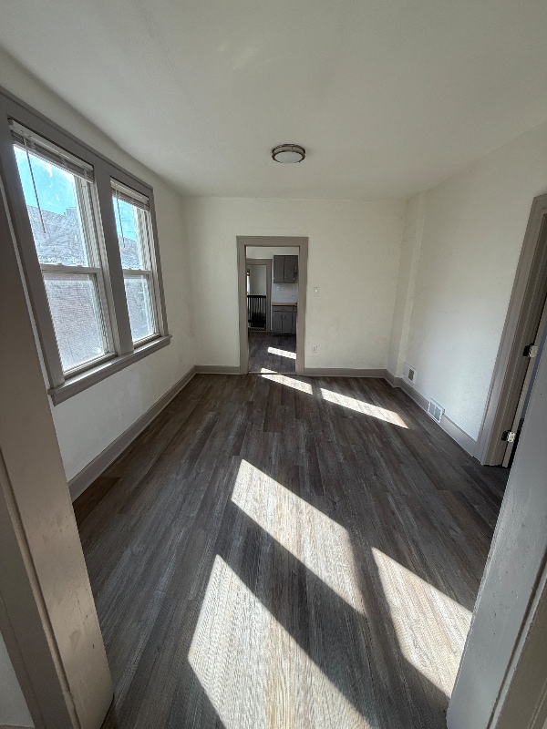 Photo - 1342 W 69th St Unit 3