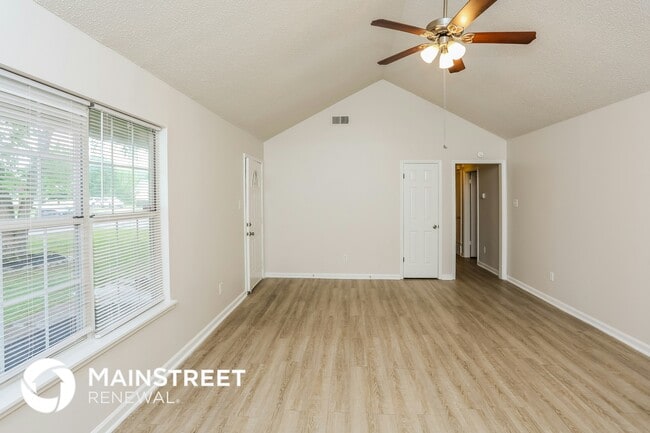 Photo - 5963 Cuspidon Cove