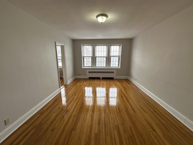 Photo - 24 Concord Ave Unidad 516