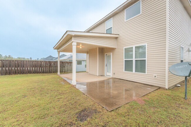 Photo - Beautiful and spacious 2 Story in Summerton Village! ** HOLIDAY SPECIAL! **