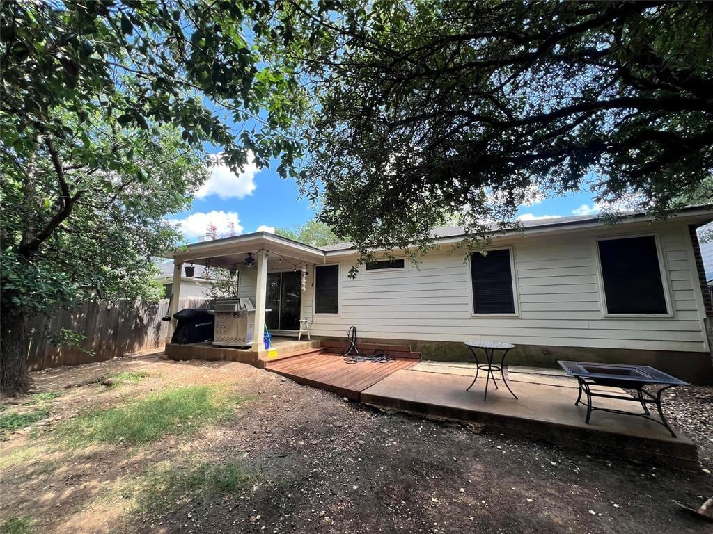 Photo - 1905 Hawksbury Way