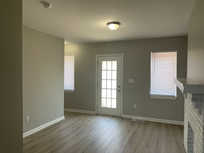 Photo - 113 E 9th Ave Unit 113