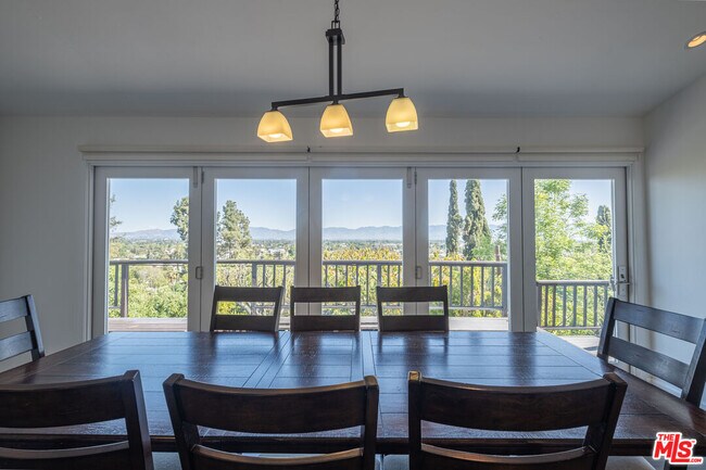 Photo - 14563 Round Valley Dr