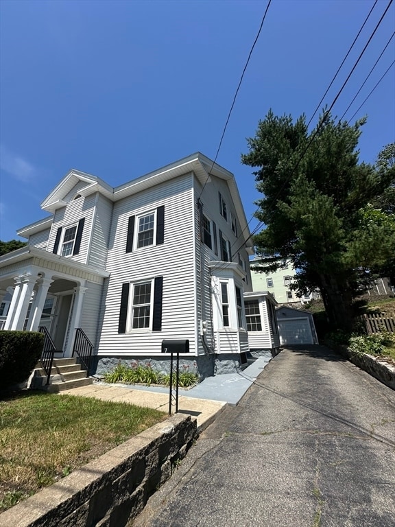Building Photo - 7 Buxton Ct