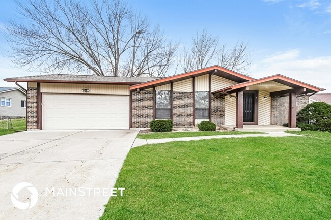 Photo - 4 Inverness Ct