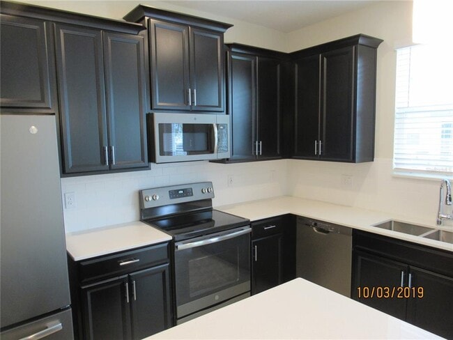 Photo - 2904 Sentence St