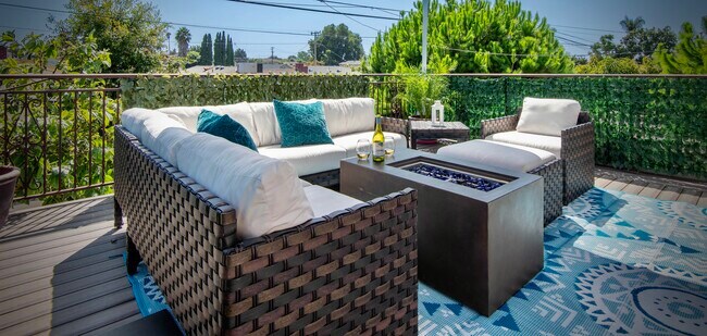 Photo - 4538 W 132nd St Unit B