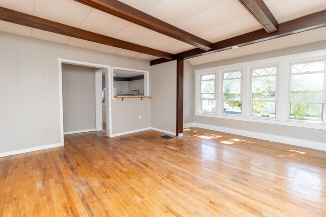 Photo - N. Park St Unit 1