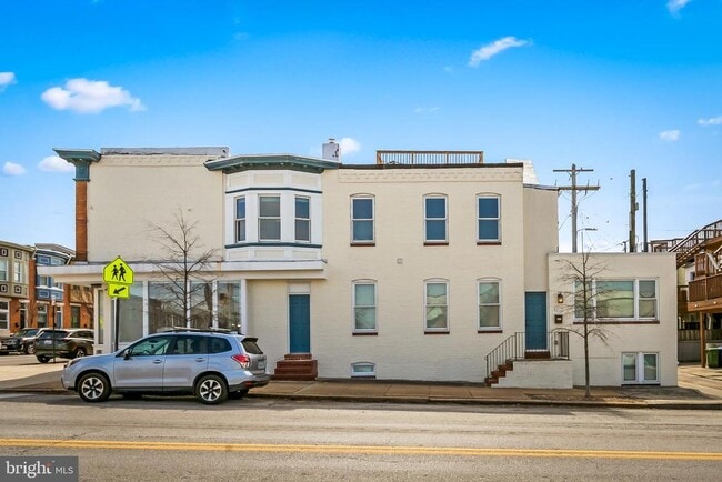 Building Photo - 600 N Linwood Ave Unit B