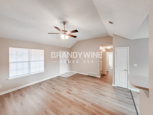 Photo - 4613 Sun Ridge Dr