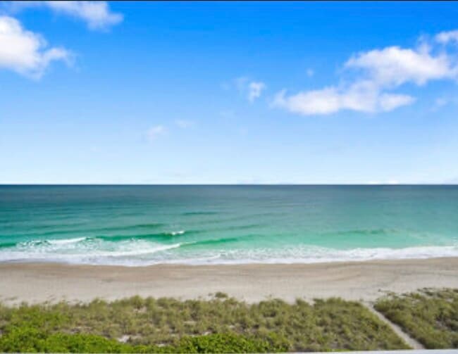 Photo - 4160 NE Breakwater Dr