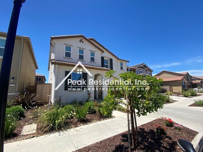 Photo - Newer North Natomas 4bd/3ba Home!