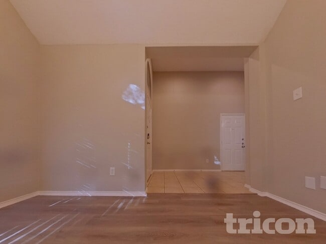 Photo - 8450 Muirwood Trail