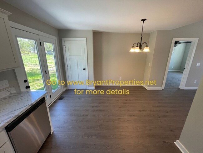 Photo - Springfield -  3 Bedroom - 2 Bath