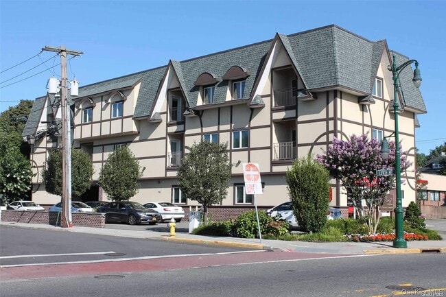 Building Photo - 289 Post Ave Unit 301