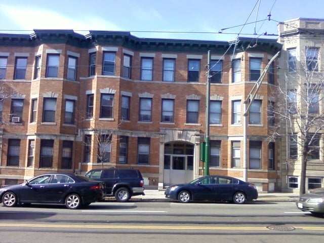 884 Huntington Ave