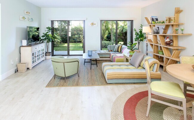 Photo - 11267 Pond View Dr Unit B102
