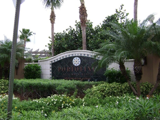 Photo - GORGEOUS 1 BEDROOM WITH WATER VIEWS IN POR...