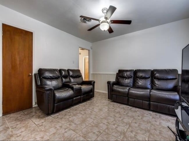 Photo - 7120 Sorenson Cir