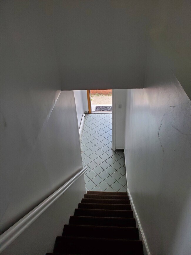 Photo - 2175 48th St