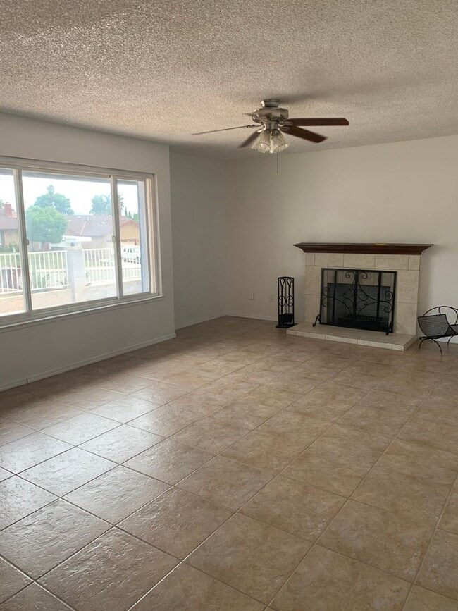 Photo - Spacious 4Bed/2Bath Moreno Valley