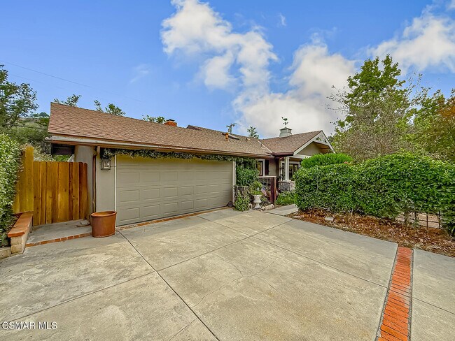 Photo - 1888 El Monte Dr