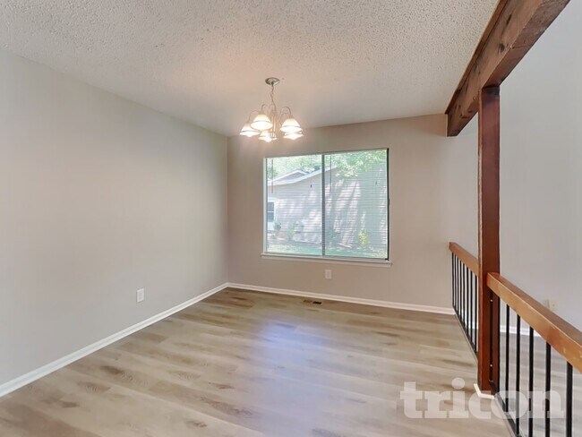 Photo - 6971 Springwood Dr