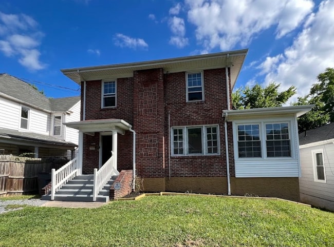 Photo - 1209 Windsor Ave